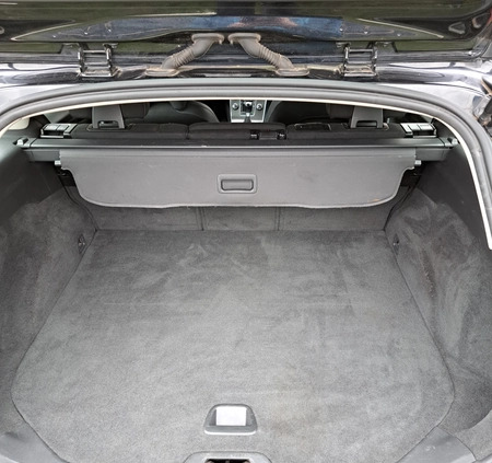 Volvo V60 cena 23500 przebieg: 248400, rok produkcji 2011 z Bogatynia małe 92
